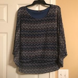 Cinched Bottom Flowy Sleeve Navy Textured Top